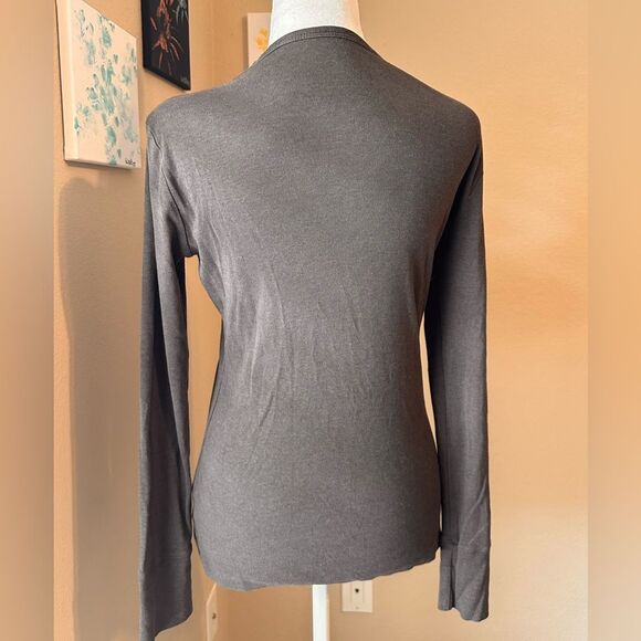 GAP Dark Brown Long Sleeve Women's Tee - Picture 5 of 5